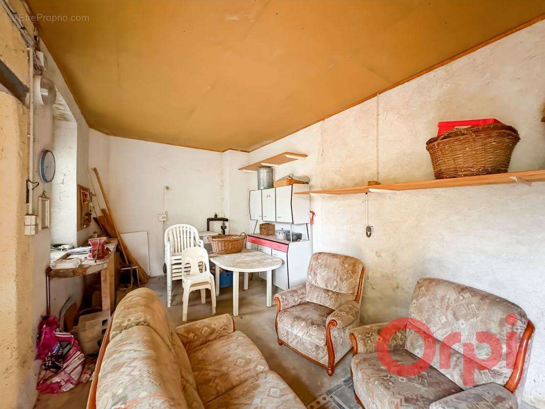 Maison à DUN-SUR-AURON