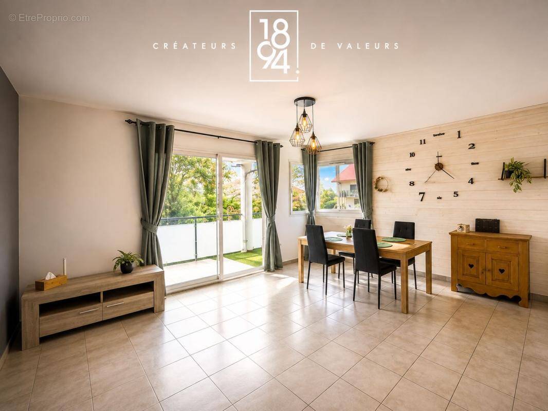 Appartement à VILLAZ