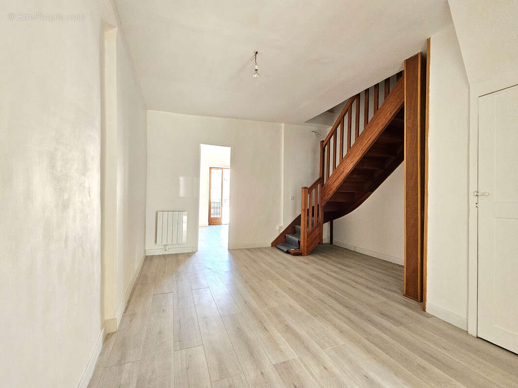 Maison à FAREMOUTIERS