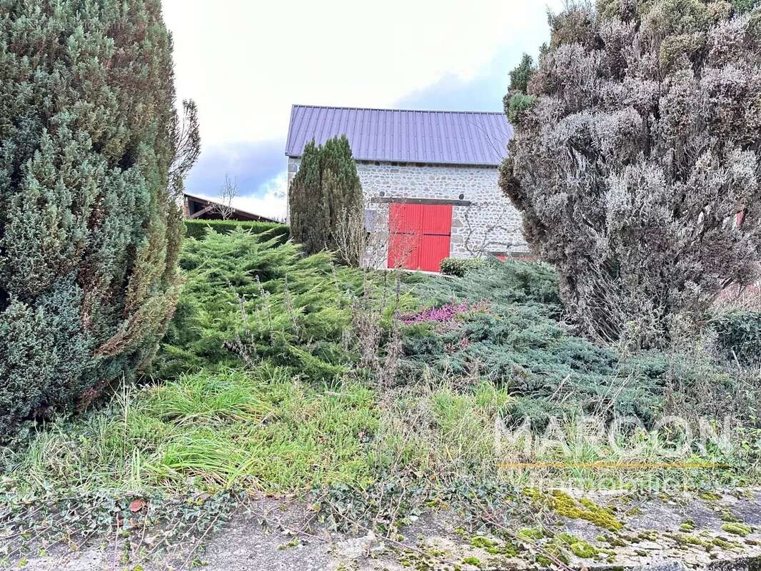 Maison à SAINT-DIZIER-LEYRENNE