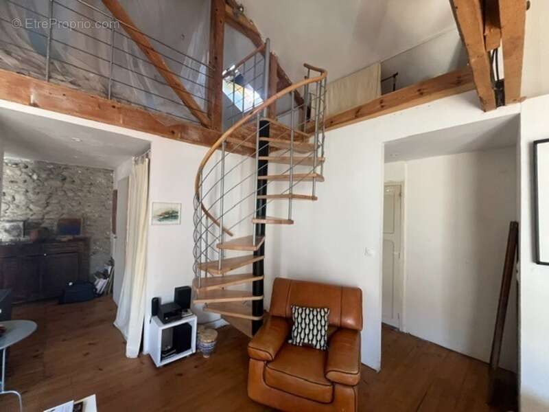 A vendre Maison de ville au coeur de BAGNERES DE BIGORRE avec un jardin  () - photo 3