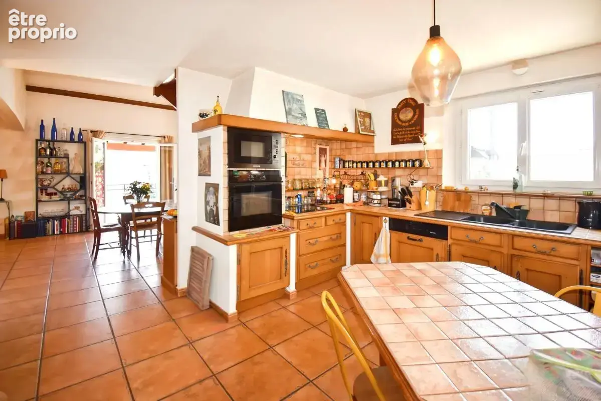 Uzès: Maison 5 ch avec piscine - photo 7