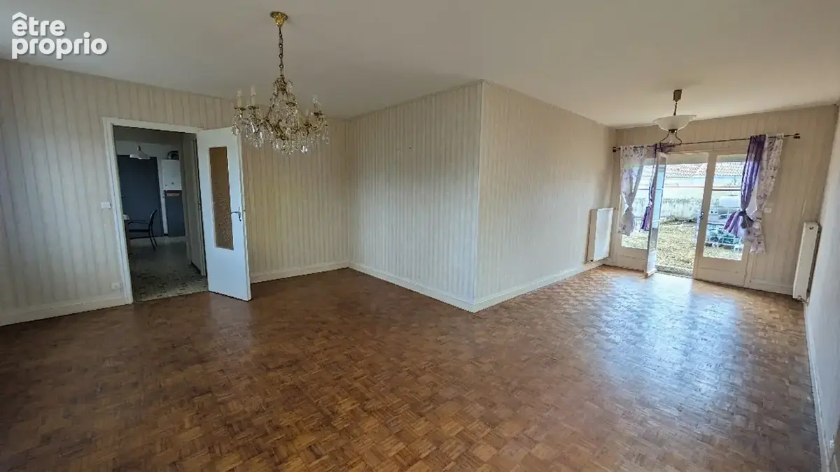 Plain pied - coeur frontenay rohan rohan - 3 chambres - jardin - garage - photo 2