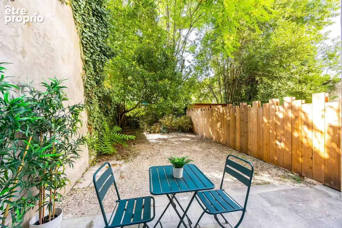 Bordeaux coeur de saint seurin - t2 avec jardin - photo 13