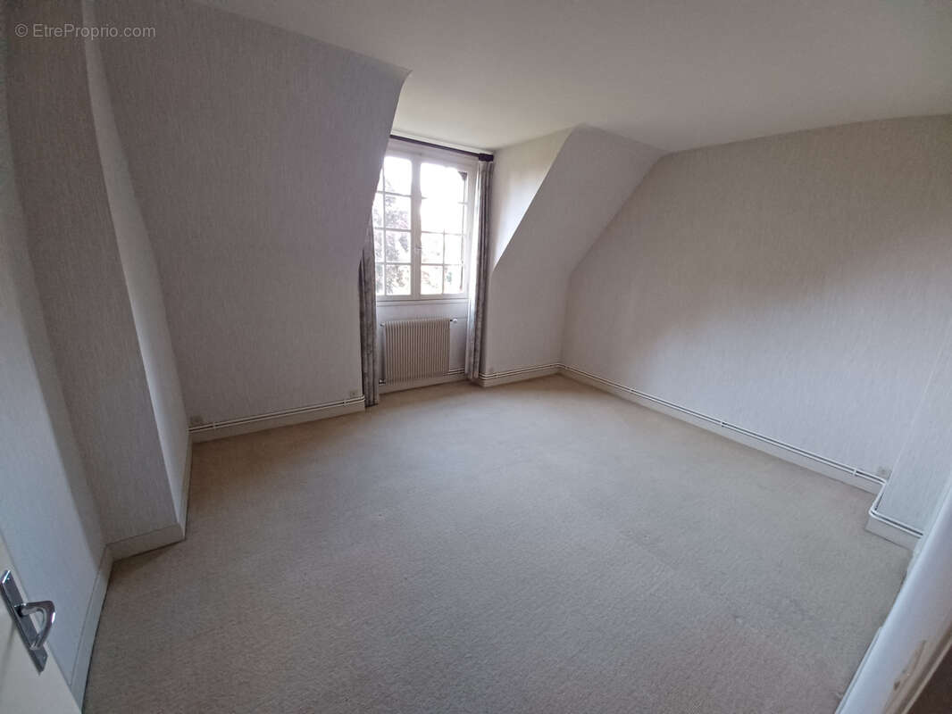 Maison à POUILLY-SUR-LOIRE