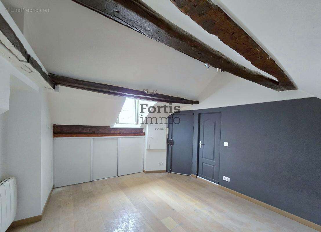 Appartement à PARIS-6E