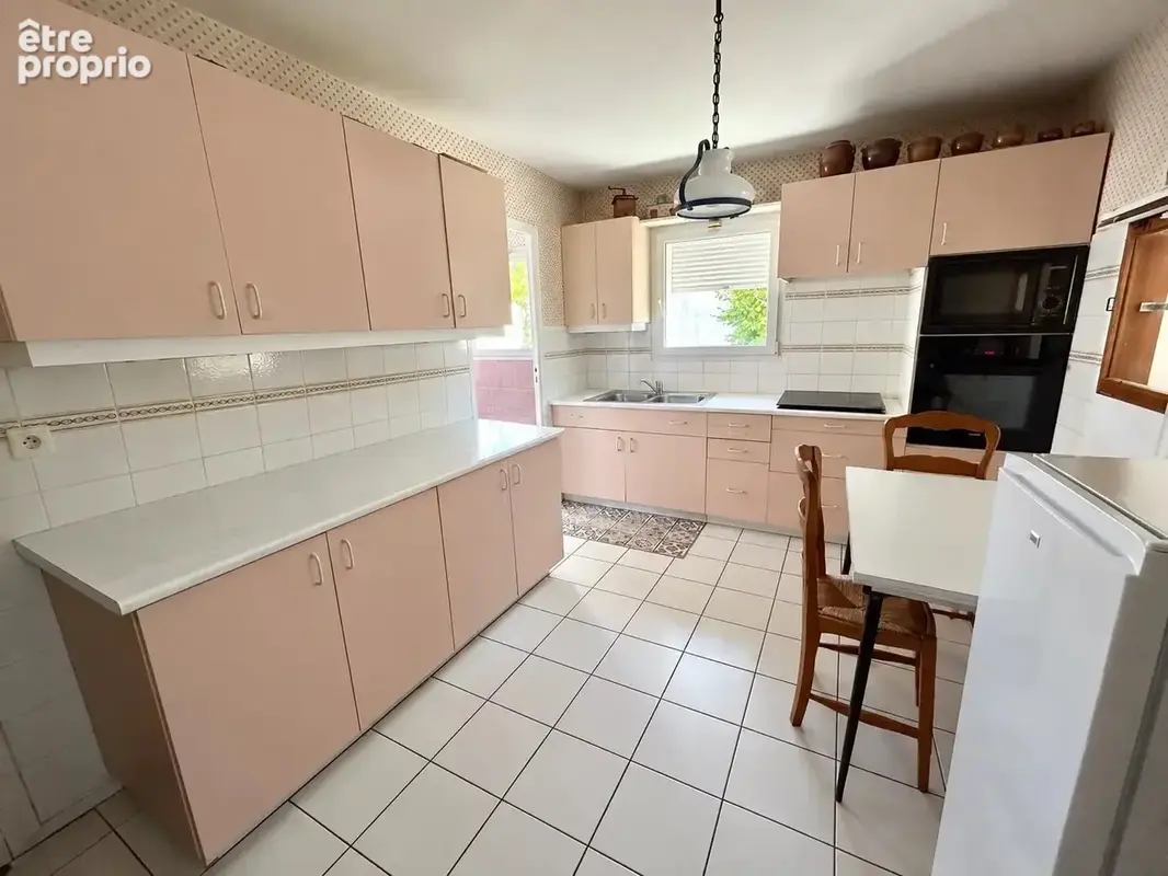 Maison - 169 m2 à ingre - photo 4