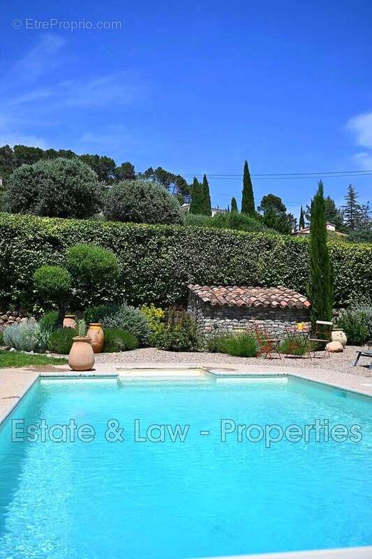 Maison 120 m² à Cotignac  - photo 3