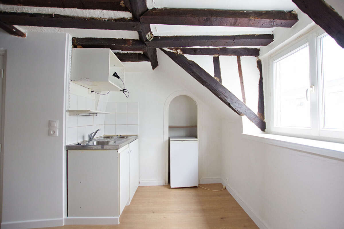 Appartement à PARIS-2E