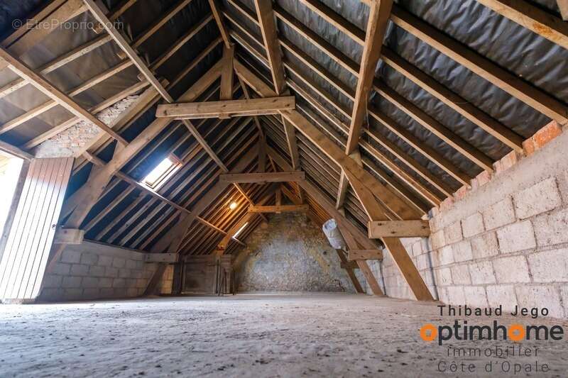 Maison à BEUVREQUEN