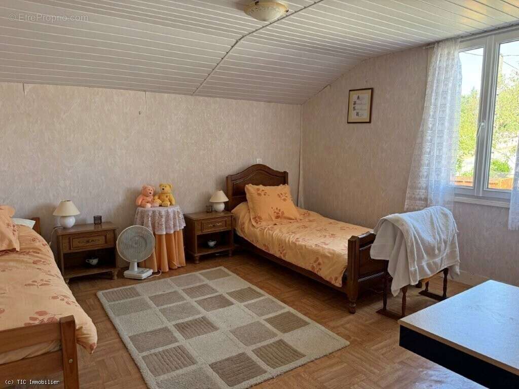 Maison Avec 4 Chambres Et Jardin Clos Sur 1062m² - photo 22
