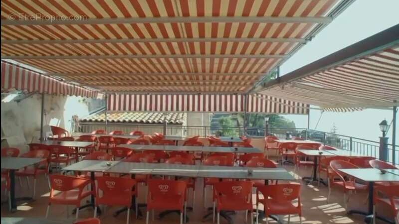 Commerce à SAINTE-AGNES