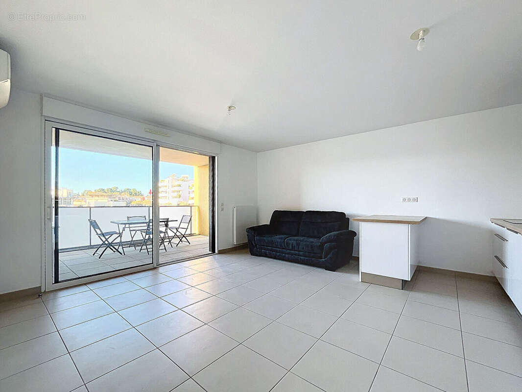 Appartement à SAINT-JEAN-DE-VEDAS