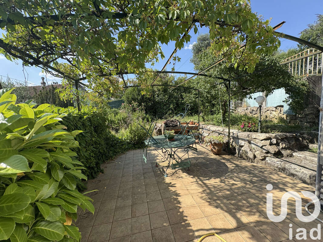 Photo 6 - Maison à SAINT-ETIENNE-DE-FONTBELLON