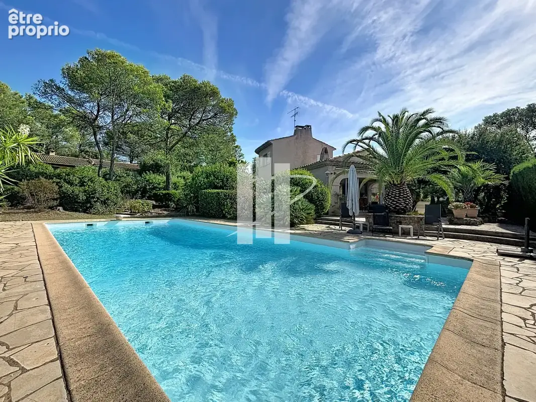 Photo Maison à Saint-Raphael au prix de 1 150 000€