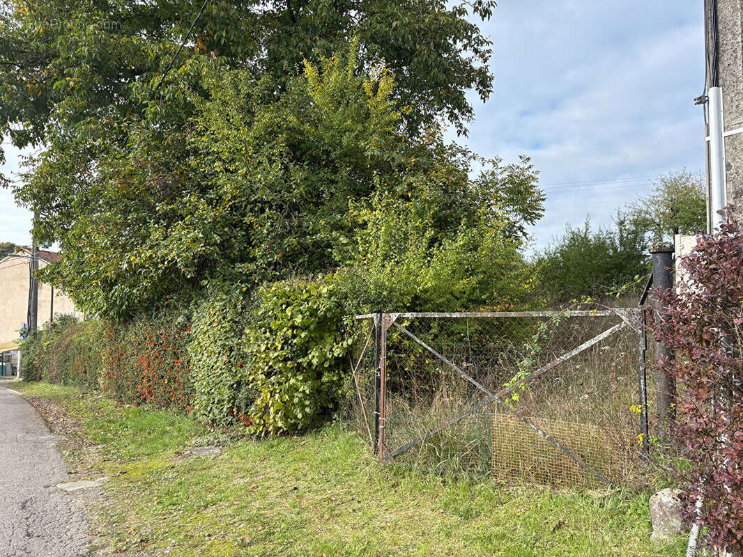 Terrain à MARANGE-ZONDRANGE