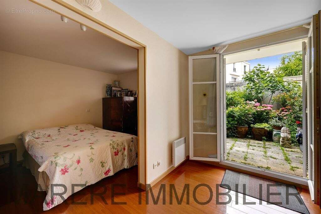 A Chatillon, Maison de ville 3-4 chambres en Triplex dans résidence privée et sécurisée - photo 9