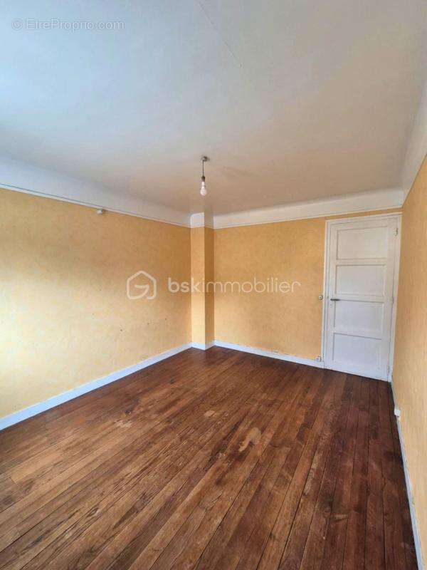 Maison à LONGPRE-LES-CORPS-SAINTS