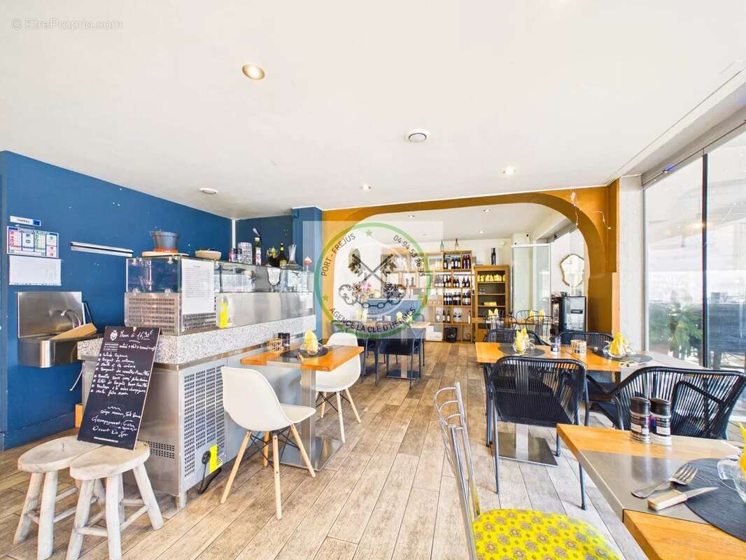 Commerce à SAINT-RAPHAEL