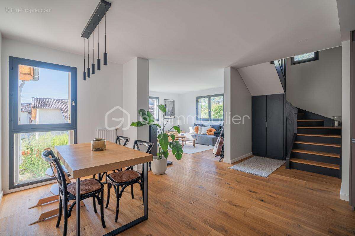 Appartement à CLAIX