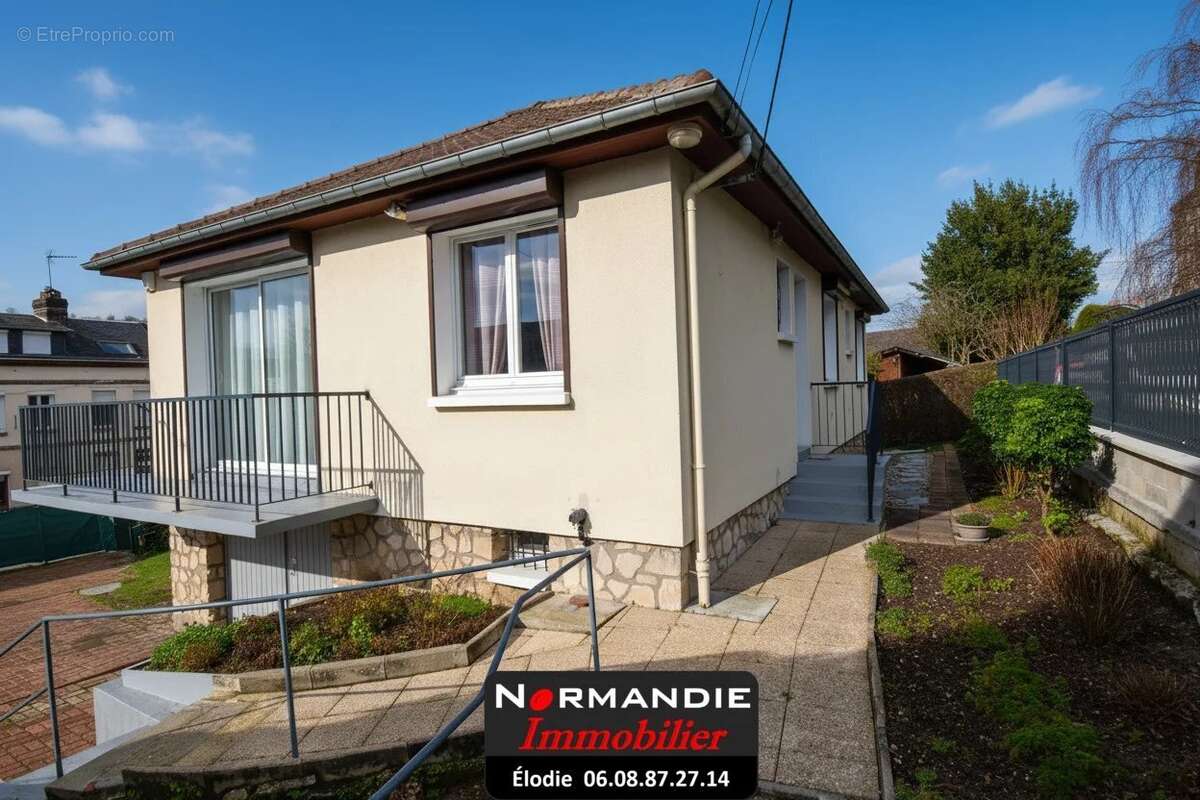 Maison à NOTRE-DAME-DE-BONDEVILLE