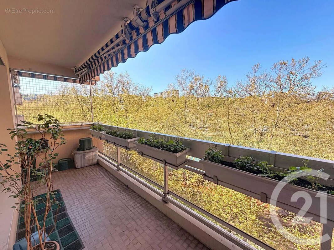 Appartement à LYON-4E