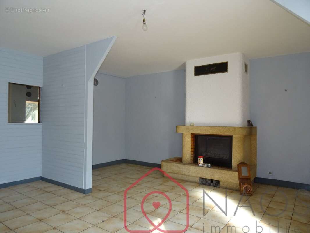 Maison à AUBIGNY-SUR-NERE