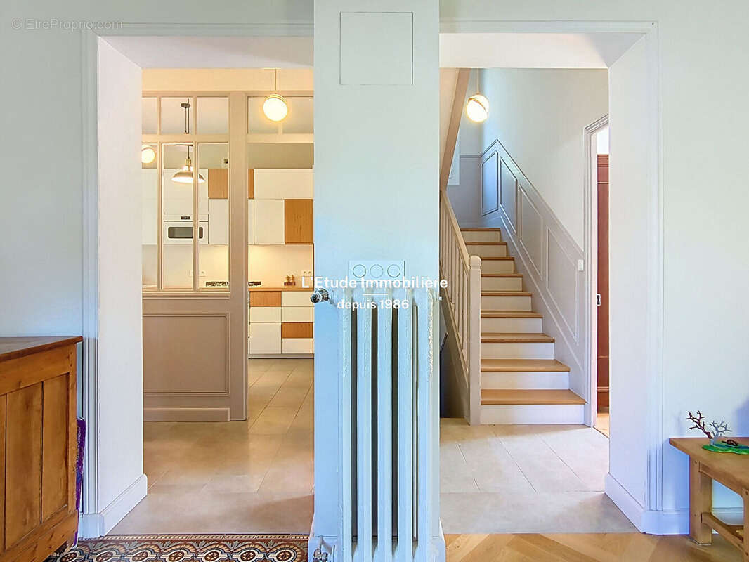 Maison à SATHONAY-CAMP