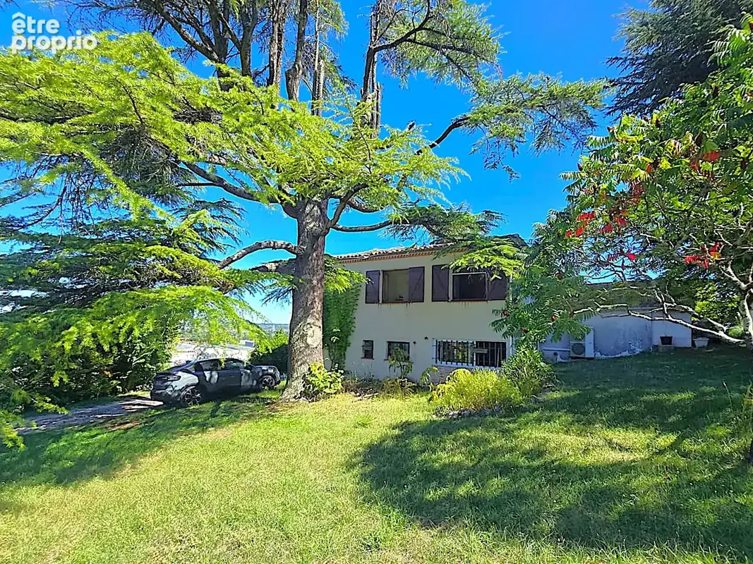 Propriété - Maison avec piscine et dépendances sur 1,7 Ha - photo 5