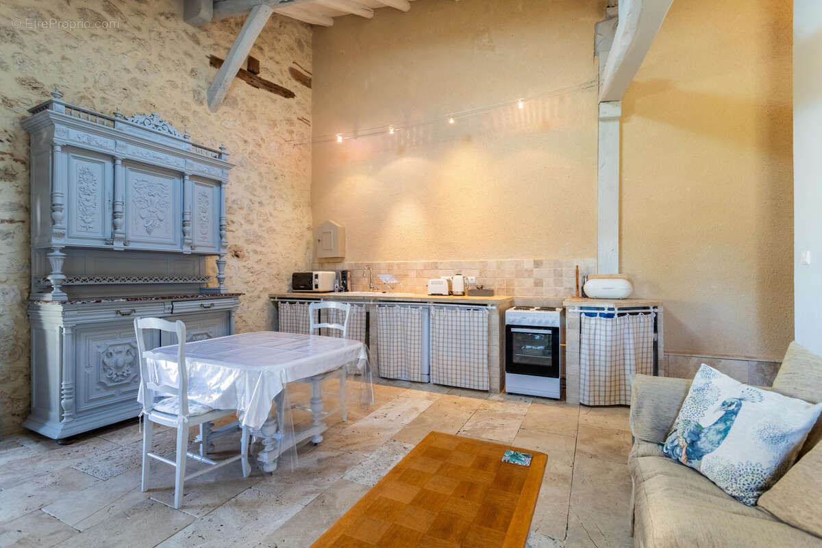 Maison à MONFLANQUIN