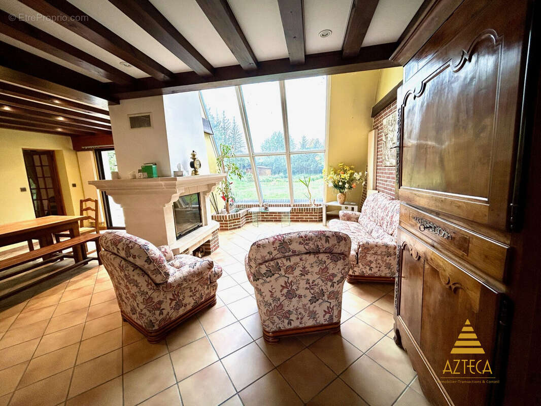 Maison à THUN-L&#039;EVEQUE