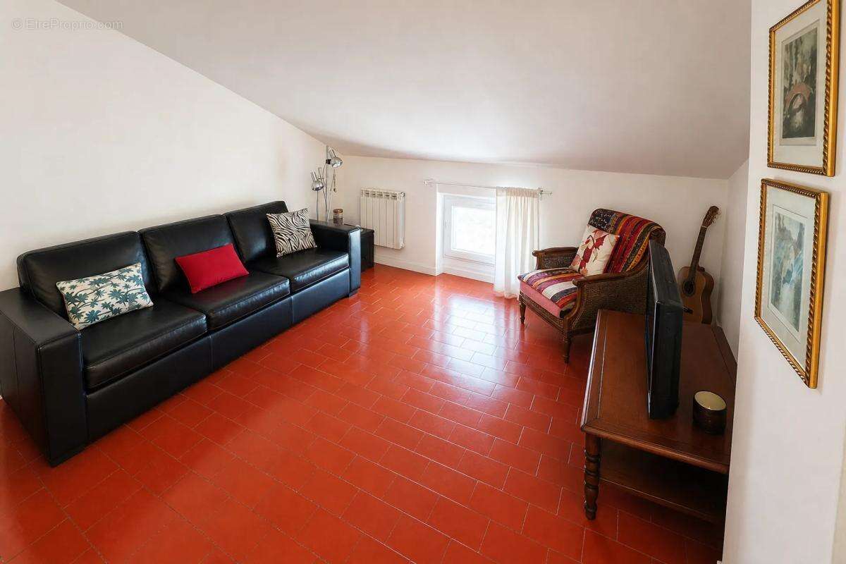 Appartement à BANON