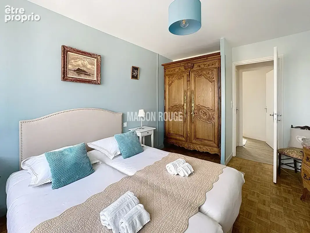 appartement-t3-renove-vue-mer-loggia-rochebonne-saint-malo - photo 10