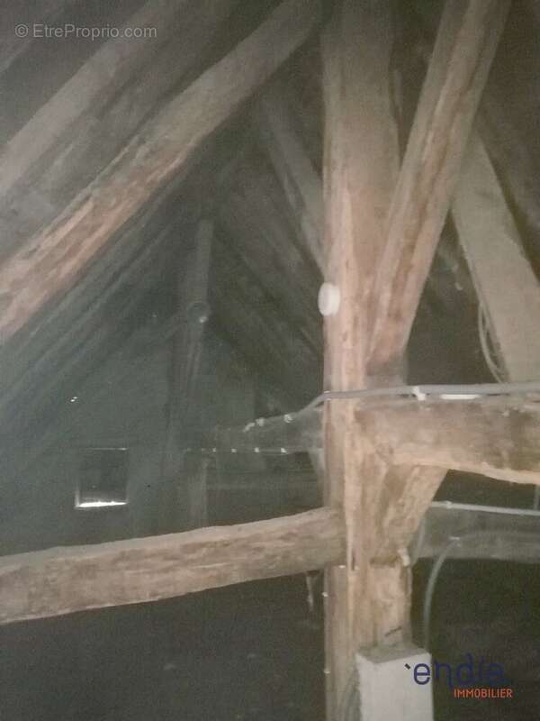 Maison à MORNAY-SUR-ALLIER