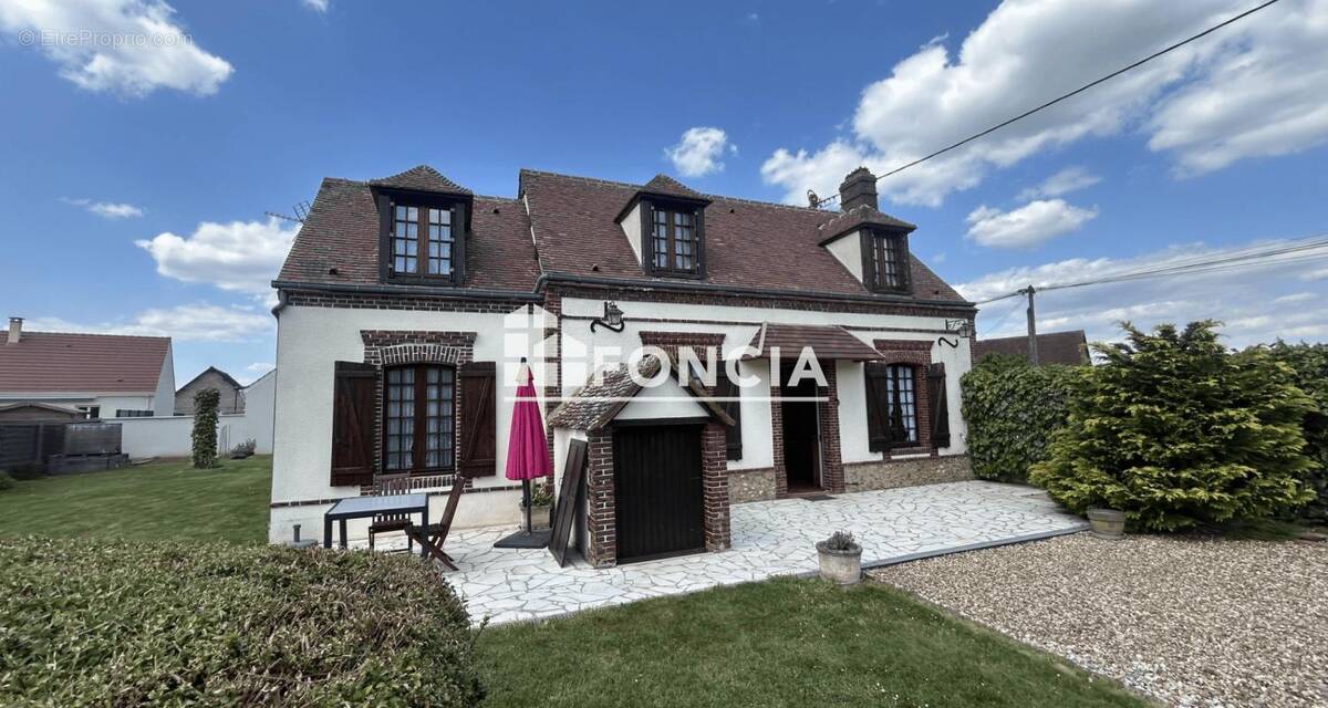 Maison à SAULNIERES