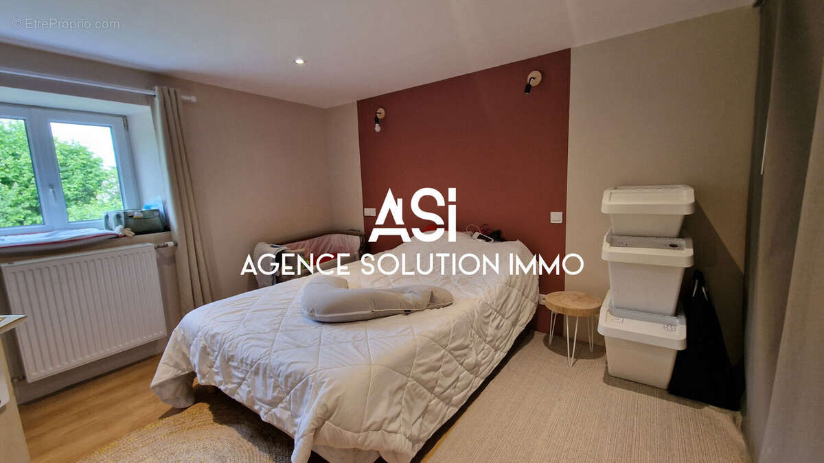 Maison à SAINT-PAUL-LE-GAULTIER