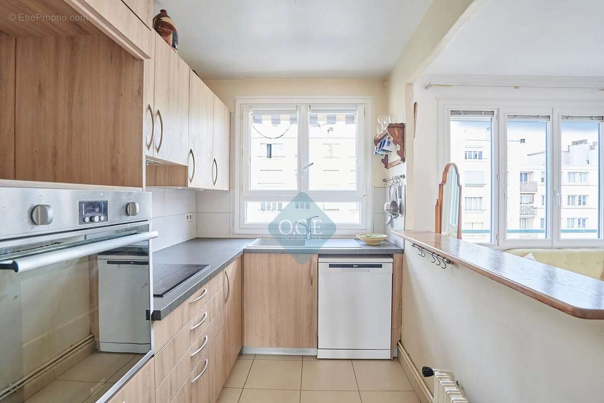 Appartement à PARIS-11E