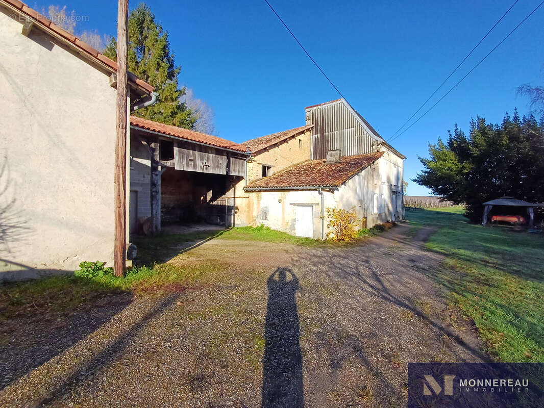 Maison avec locataire - photo 11