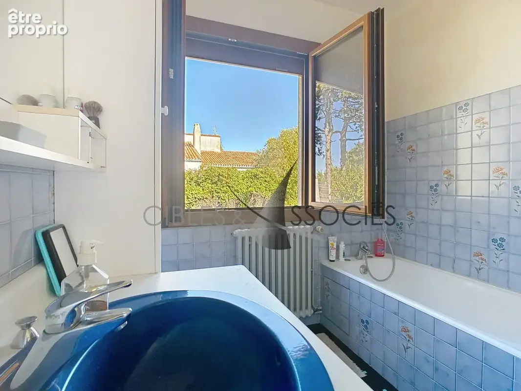 Maison 7 pièces 156 m² à vendre à Nieul-Sur-Mer (17137) - photo 9