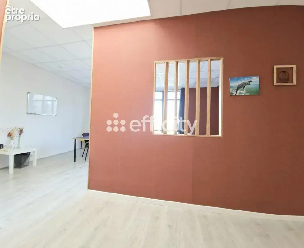Locaux/Biens immobiliers - photo 2