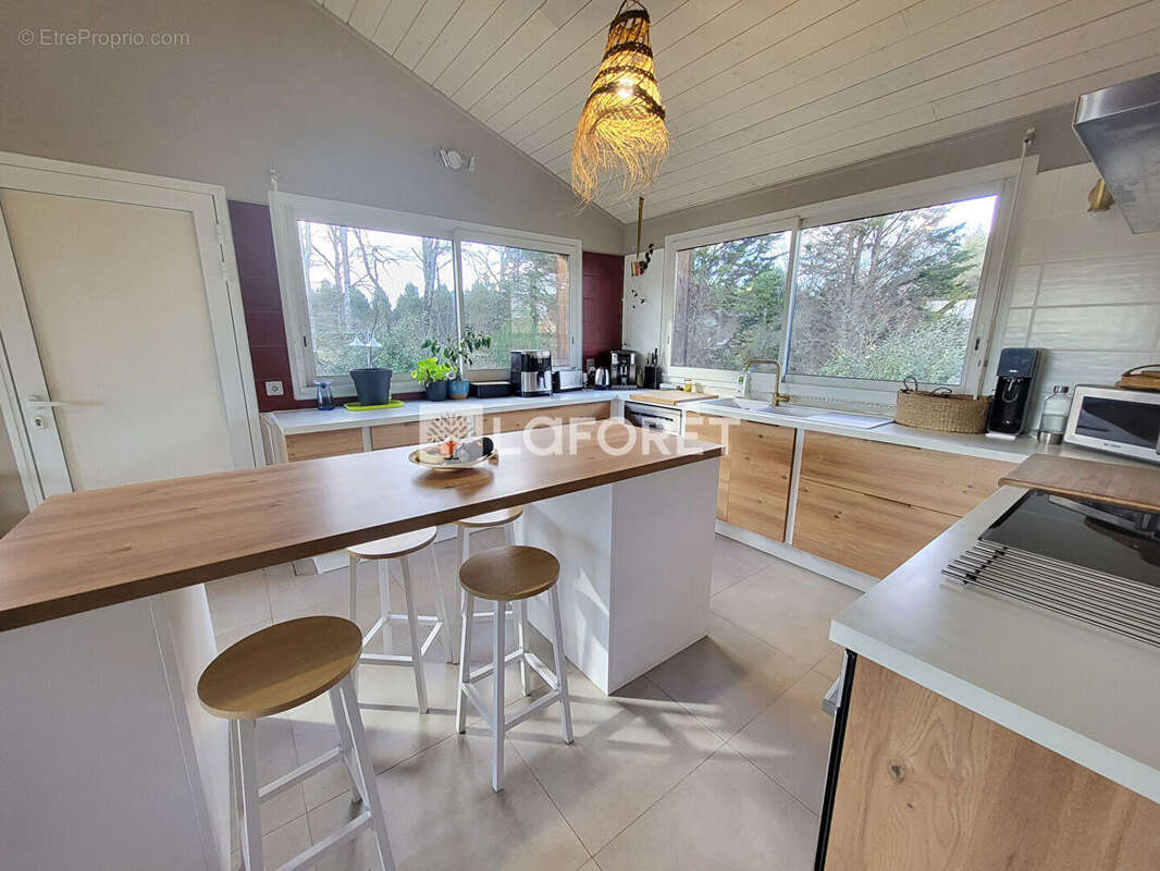 Maison de 103 m² avec son annexe d'habitation de 36 m² - photo 3