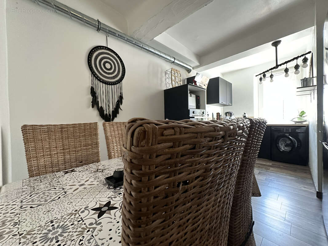 Appartement à PUGET-SUR-ARGENS