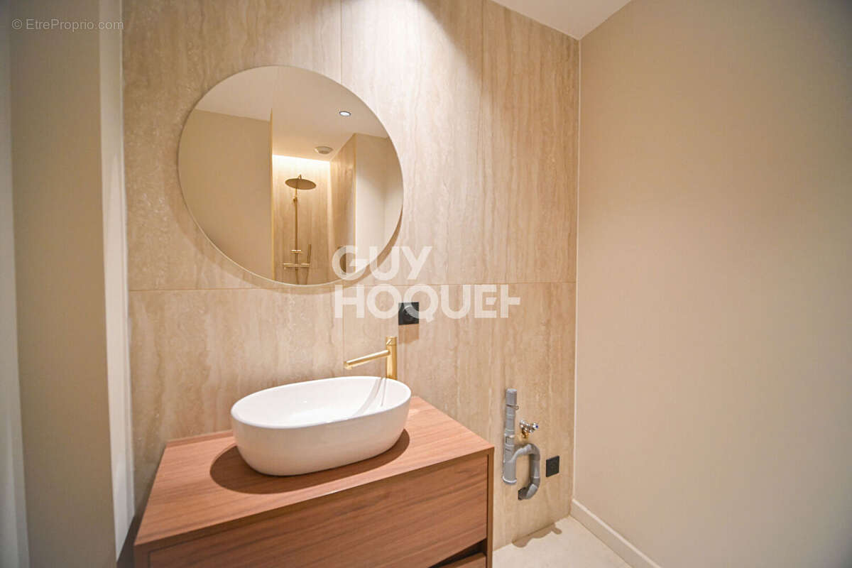Appartement à LYON-1E