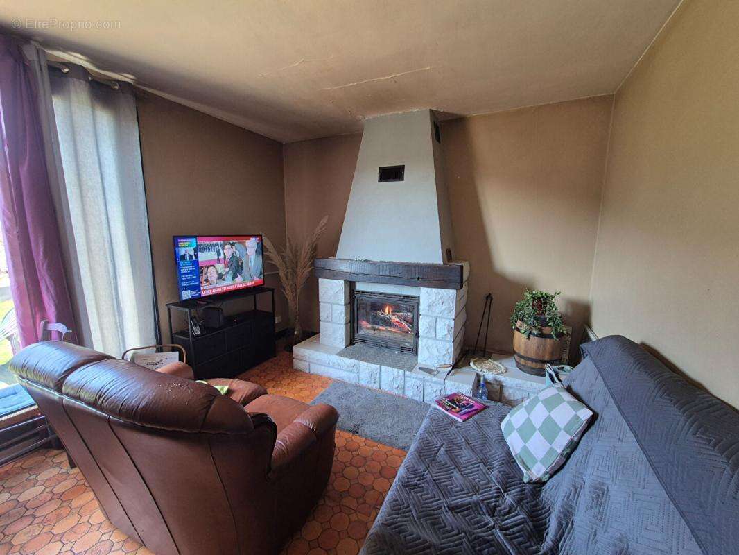 Maison Saint Chamant 4 pièce(s) 90 m2 - photo 2