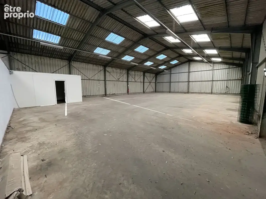 Local artisanal d'activité - saint-yvi 450 m2 - photo 7