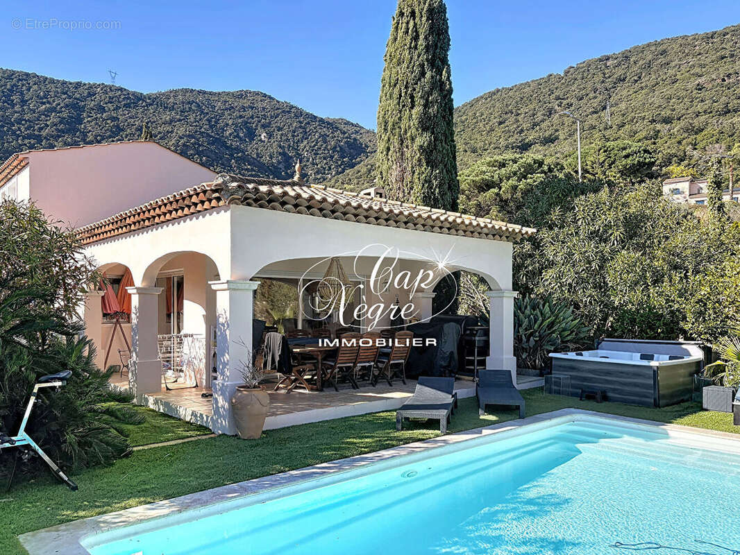 Villa clé en main 4 chambres à vendre proche plage et centre à cavalaire sur mer - golfe de saint tropez - photo 3