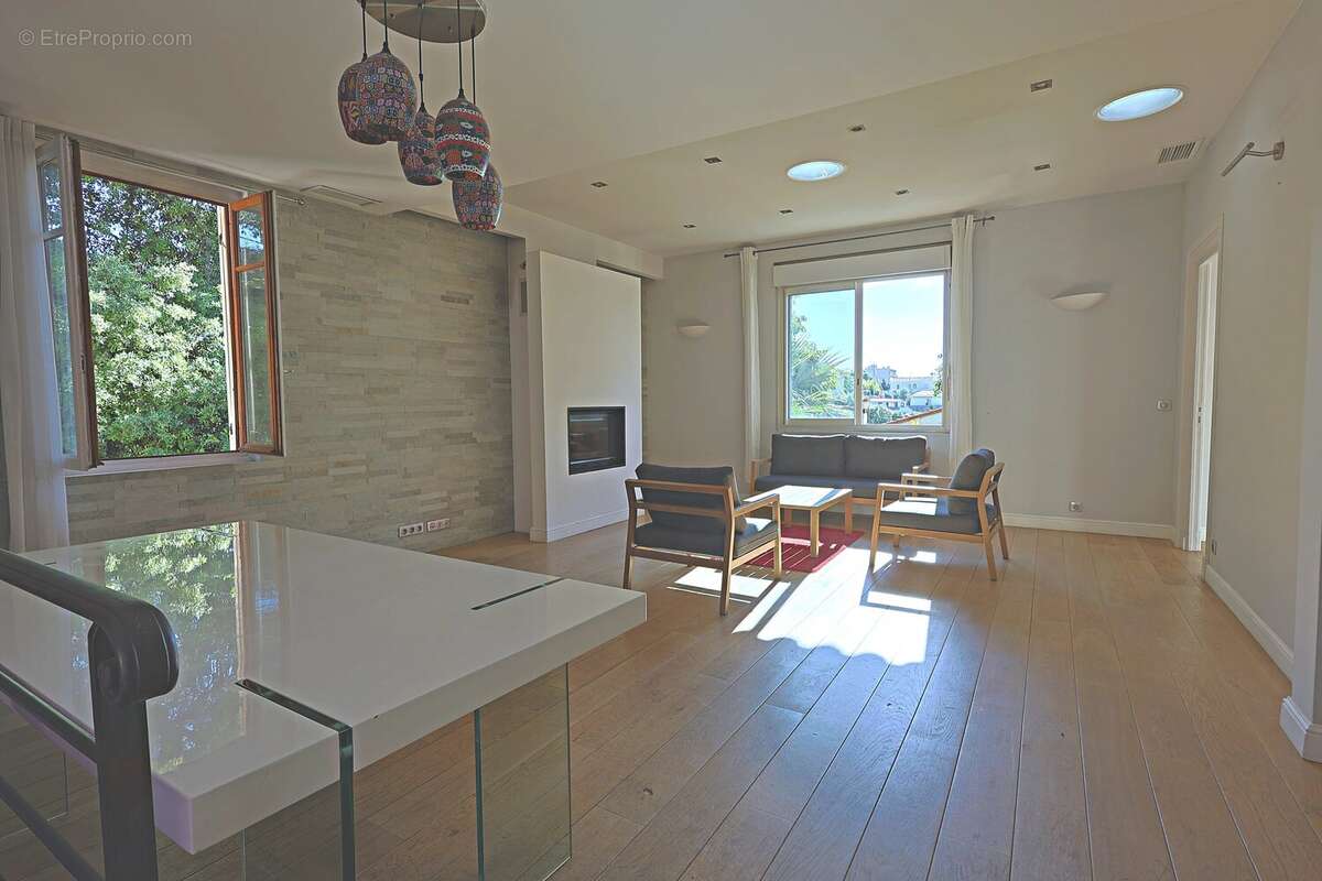 Maison à ANTIBES