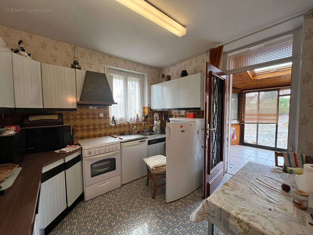 Appartement à SAUVIGNY-LES-BOIS