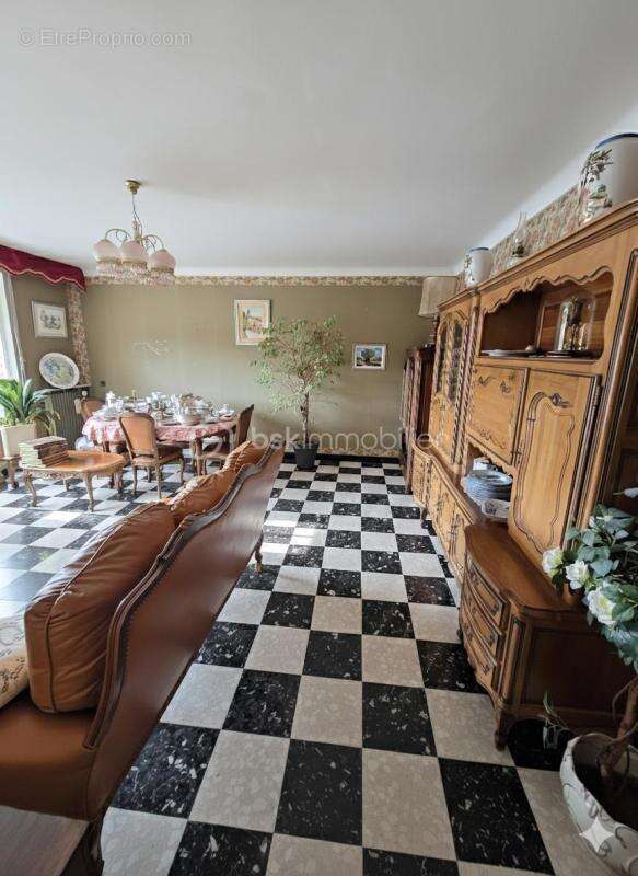 Appartement à LANGOGNE