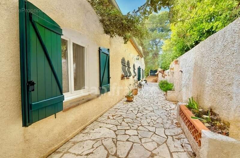 Maison à DRAGUIGNAN